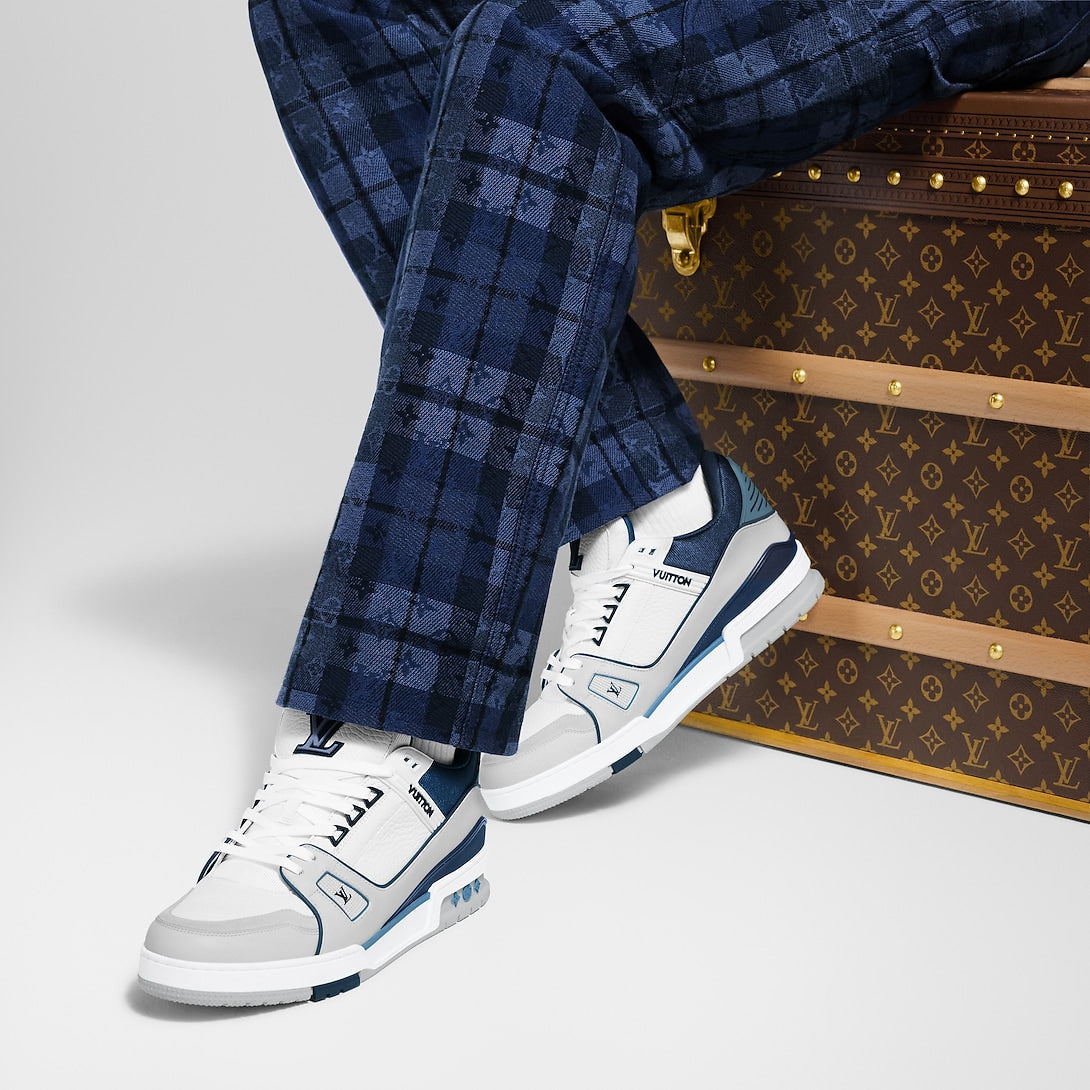 LV Trainer Blue